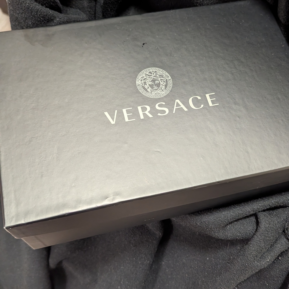 Versace Black and Pink Patterned Sneakers - Picture 6 of 7